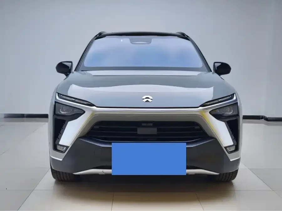 NIO ES8 2022