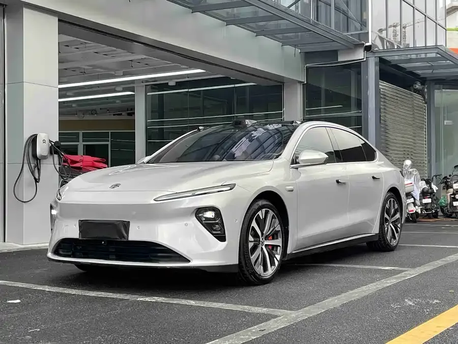 NIO ET7 2022