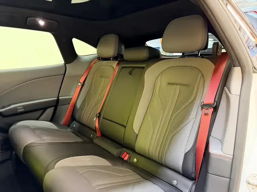 Zeekr 007GT Zeekr 007GT 2025 All-Wheel Drive Smart Edition 75kWh 2025 — миниатюра 4