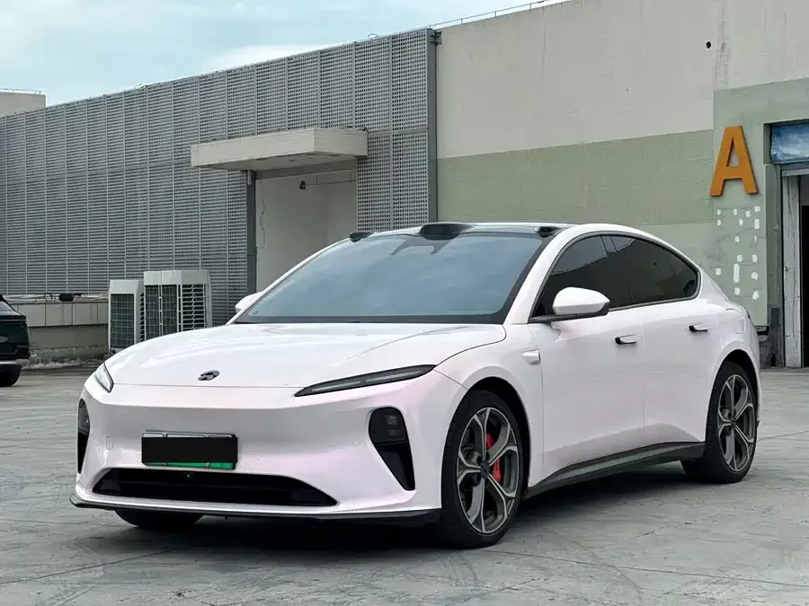 NIO ET5 2022