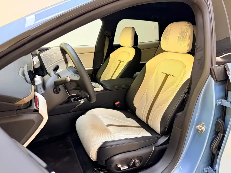 Zeekr 007GT Zeekr 007GT 2025 All-Wheel Drive Smart Edition 75kWh 2025 — миниатюра 3