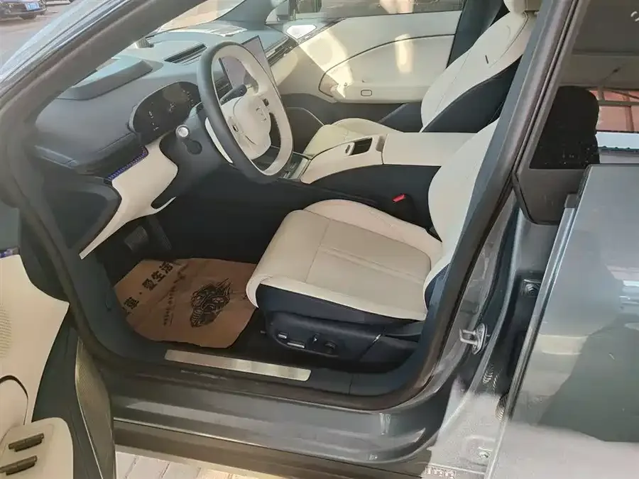 Zeekr 007 Zeekr 007 2024 rear-wheel drive smart driving version 75kWh 2024 — миниатюра 3