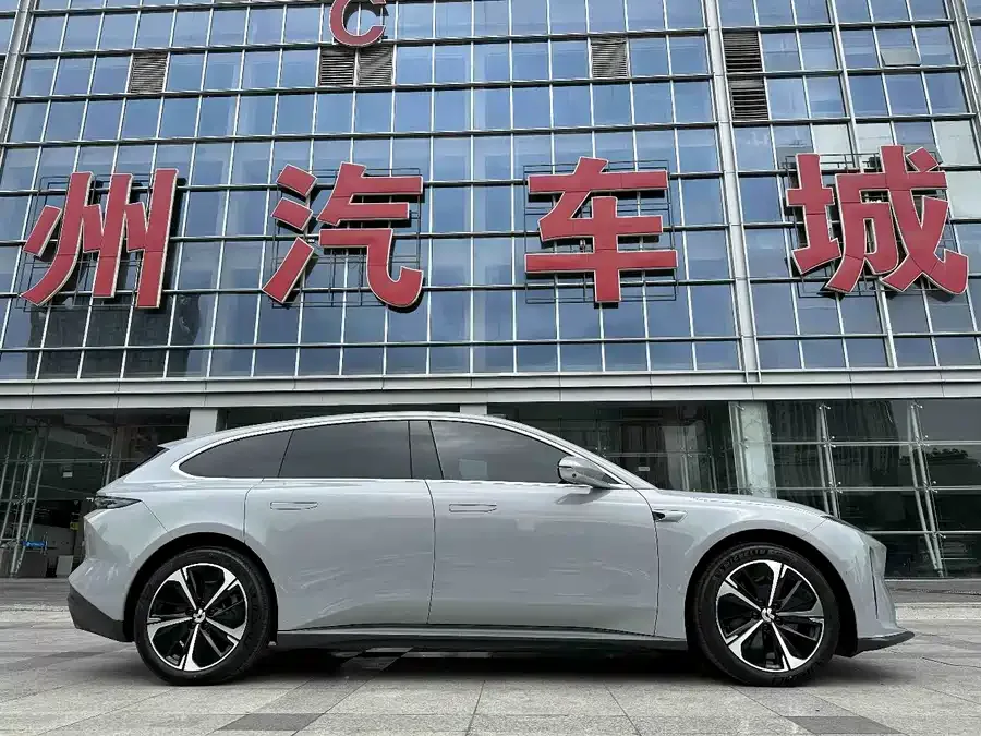 NIO ET5T NIO ET5T 2024 75kWh Touring 2025 — миниатюра 3