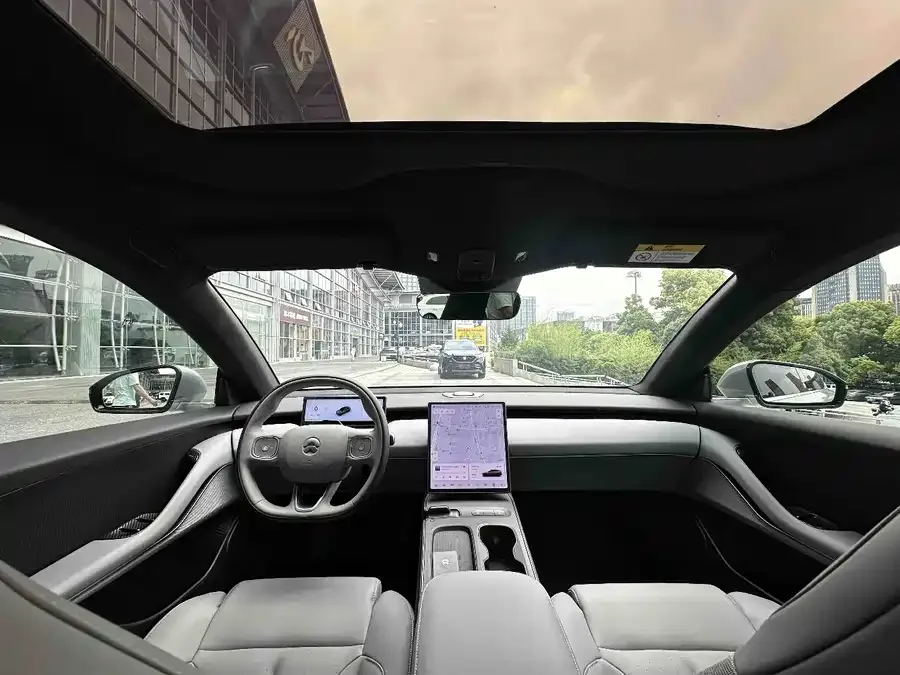 NIO ET5T NIO ET5T 2024 75kWh Touring 2025 — миниатюра 5
