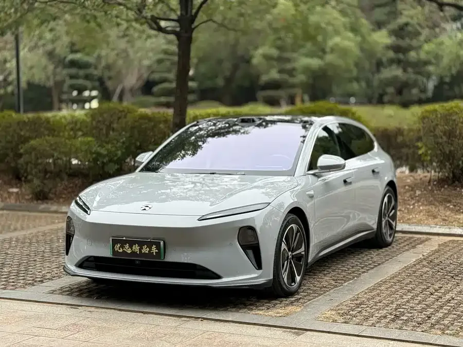 NIO ET5T 2025