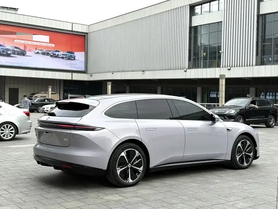 NIO ET5T NIO ET5T 2025 75kWh Touring 2025 — миниатюра 4