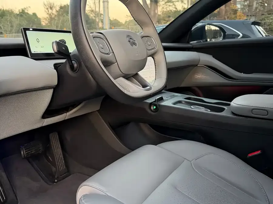 NIO ET5T NIO ET5T 2024 75kWh Touring 2024 — миниатюра 4