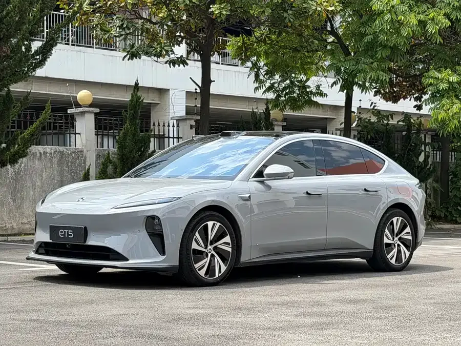 NIO ET5 2024