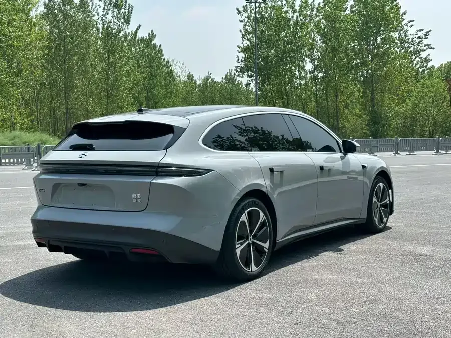 NIO ET5T NIO ET5T 2024 75kWh Touring 2025 — миниатюра 3