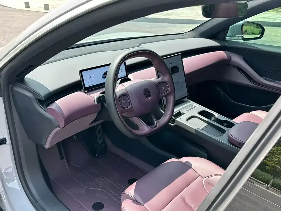 NIO ET5T NIO ET5T 2024 75kWh Touring 2025 — миниатюра 4