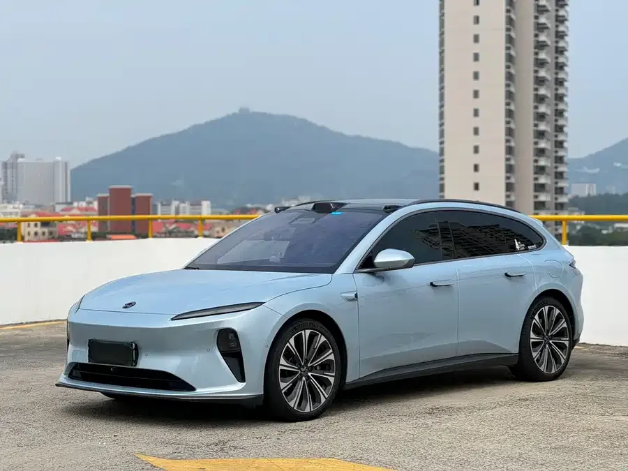 NIO ET5T NIO ET5T 2024 75kWh Touring 2024 — фото 1, купить с доставкой в Москву