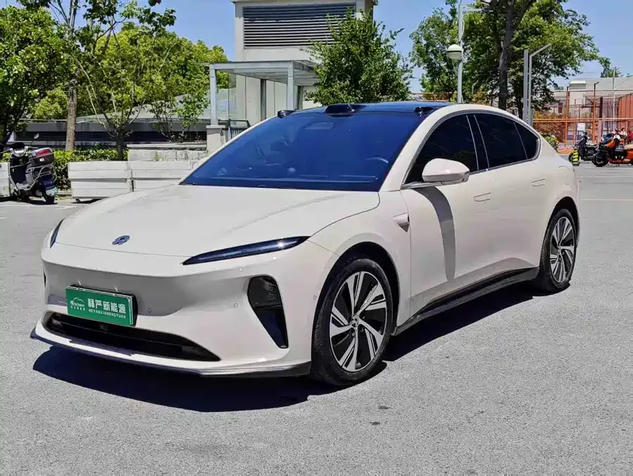 NIO ET5 2024