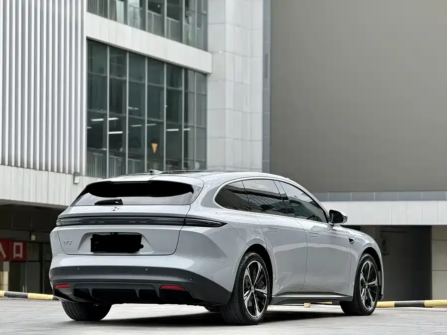 NIO ET5T NIO ET5T 2024 75kWh Touring 2025 — миниатюра 4