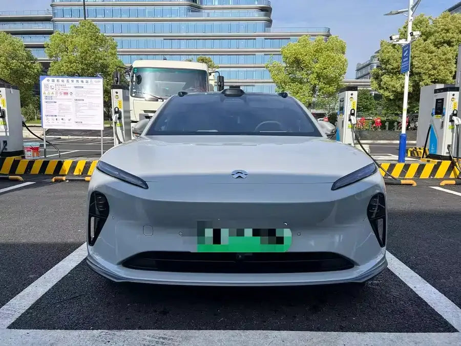 NIO ET5T 2025