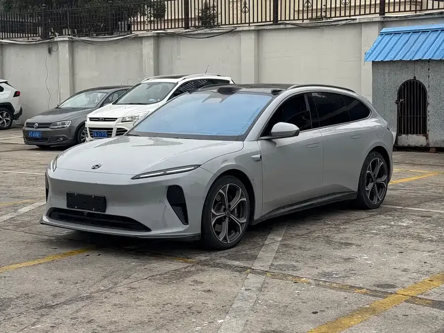 NIO ET5T 2023