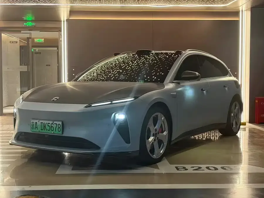 NIO ET5T NIO ET5T 2024 75kWh Touring 2024 — фото 1, купить с доставкой в Москву