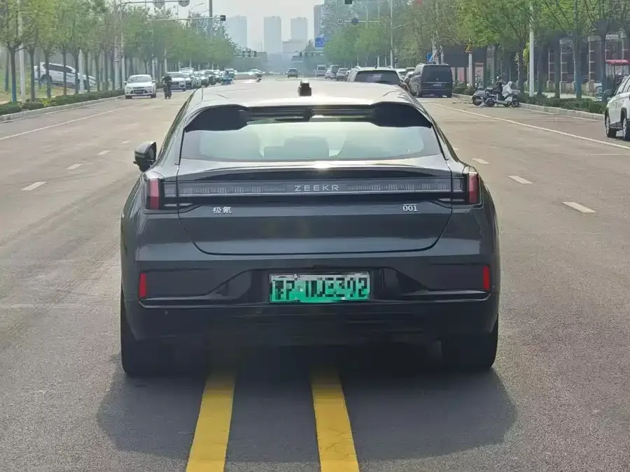 Zeekr 001 Zeekr 001 2023 WE version 86kWh 2024 — миниатюра 5