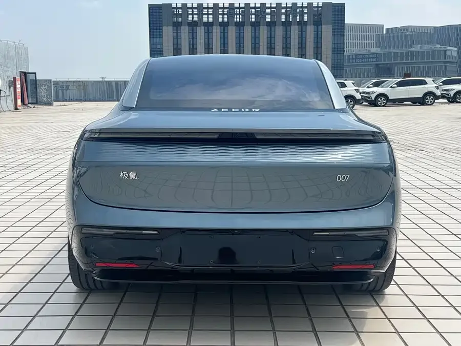 Zeekr 007 Zeekr 007 2024 4WD version 75kWh 2024 — миниатюра 2