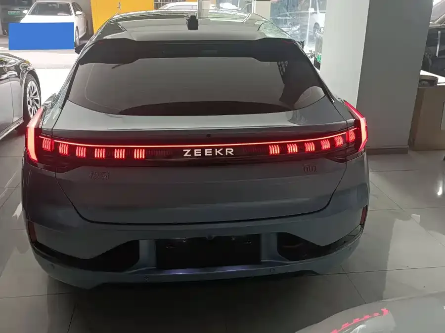 Zeekr 001 Zeekr 001 2023 WE version 100kWh 2024 — миниатюра 5