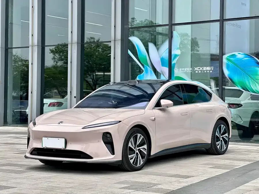 NIO ET5 2025