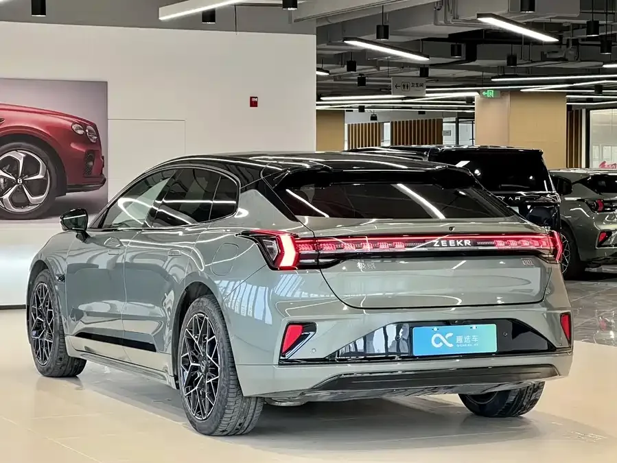 Zeekr 001 Zeekr 001 2025 YOU version 100kWh 4WD 2024 — миниатюра 2