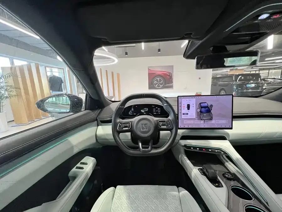 Zeekr 001 Zeekr 001 2025 YOU version 100kWh 4WD 2024 — миниатюра 4