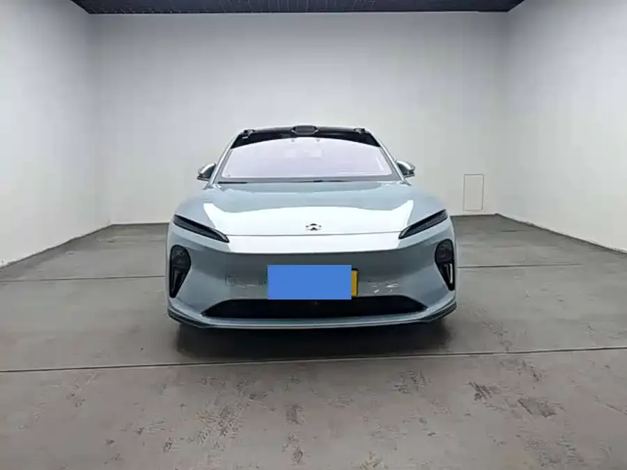 NIO ET5T 2025