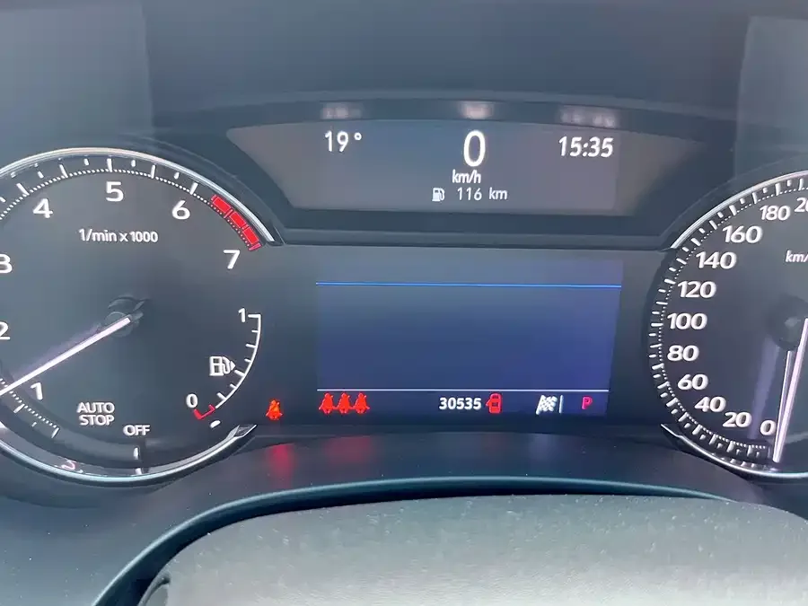 Cadillac CT4 2023 28T Luxury Edition 2023 — миниатюра 3