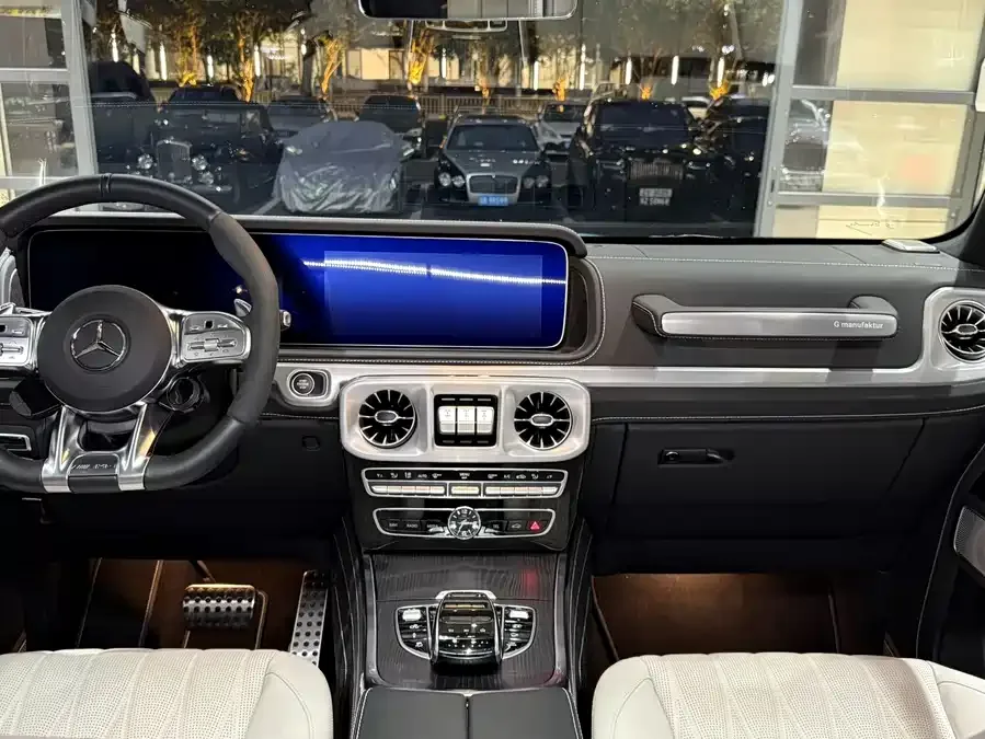 Mercedes-Benz G-Class AMG Mercedes-Benz G-Class AMG 2023 AMG G 63 2023 — миниатюра 5