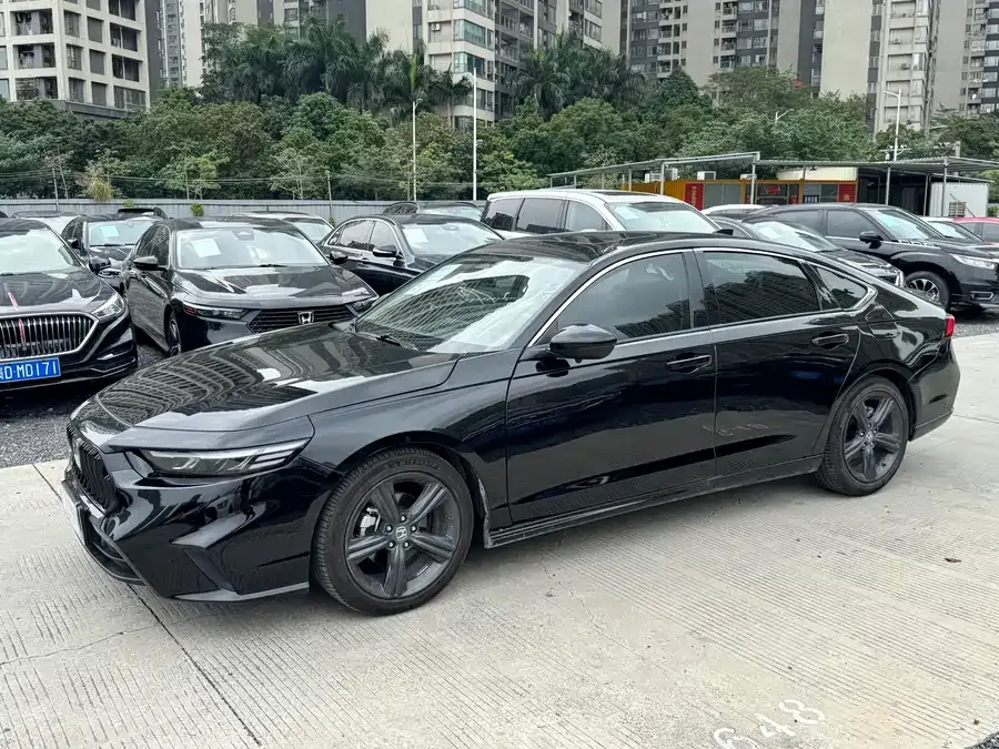 Honda Inspire Inship 2023 260TURBO Exquisite Edition 2024 — миниатюра 2
