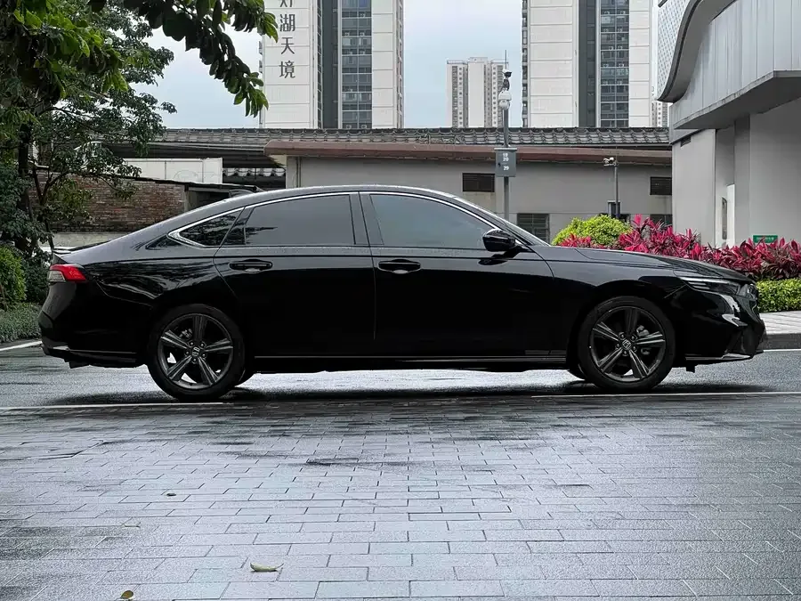 Honda Inspire Inship 2023 260TURBO Exquisite Edition 2024 — миниатюра 3