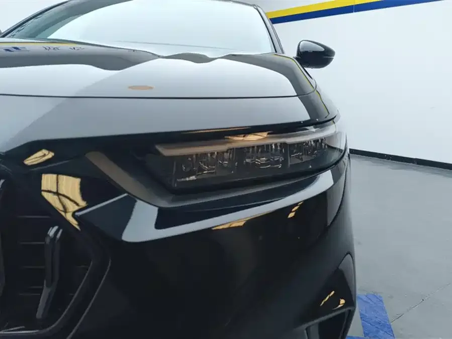 Honda Inspire 2023 Insignia 260TURBO Elegant Edition 2023 — миниатюра 5