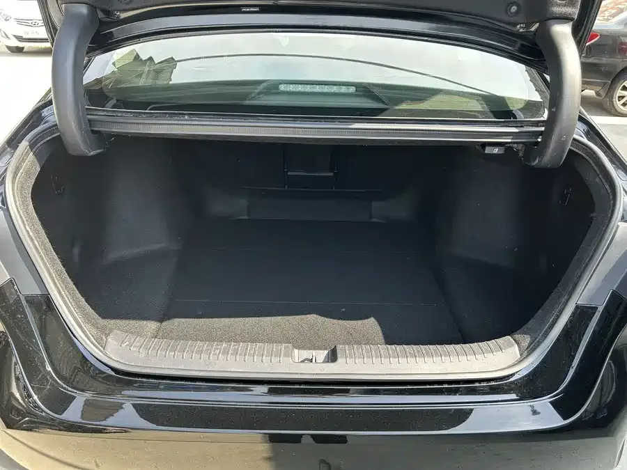 Honda Inspire 2023 Insignia 260TURBO Elegant Edition 2024 — миниатюра 2