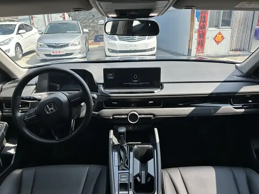 Honda Inspire 2023 Insignia 260TURBO Elegant Edition 2024 — миниатюра 3
