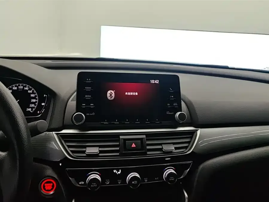 Honda Inspire 2022 Insignia 260TURBO Elegant Edition 2023 — миниатюра 4