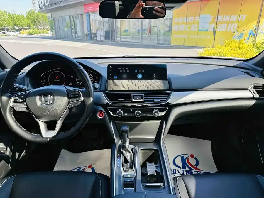 Honda Inspire Inship 2022 260TURBO Exquisite Edition 2023 — миниатюра 3