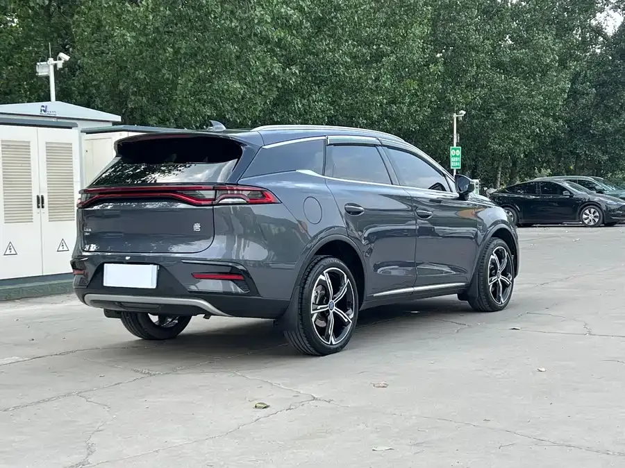 BYD Tang New Energy Tang New Energy 2021 DM-i 112KM Premium Edition 2022 — миниатюра 2