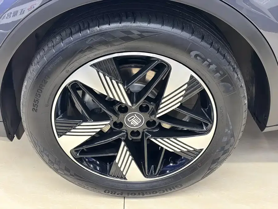 BYD Tang New Energy Tang New Energy 2024 DM-i Honor Edition 112KM Premium Edition 2024 — миниатюра 5