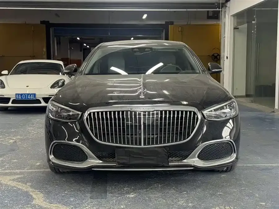 Mercedes-Benz Maybach S-Class 2023