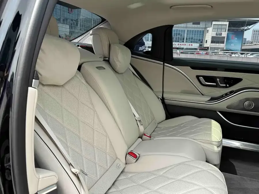 Mercedes-Benz Maybach S-Class Maybach S-Class 2024 S 480 4MATIC 2024 — миниатюра 5