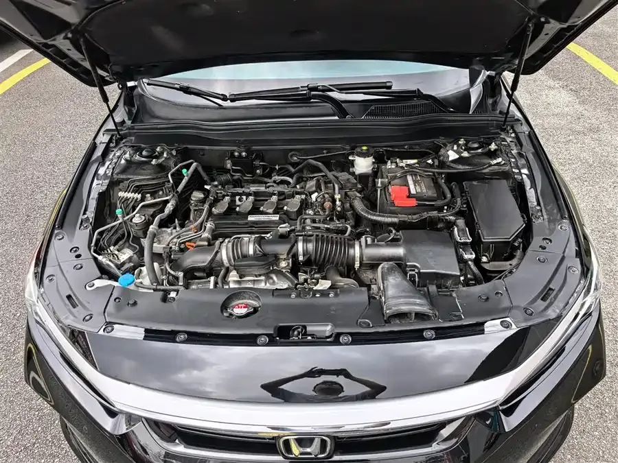 Honda Inspire Inship 2022 260TURBO Exquisite Edition 2022 — миниатюра 3
