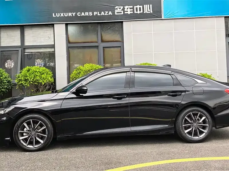 Honda Inspire Inship 2022 260TURBO Exquisite Edition 2022 — миниатюра 4