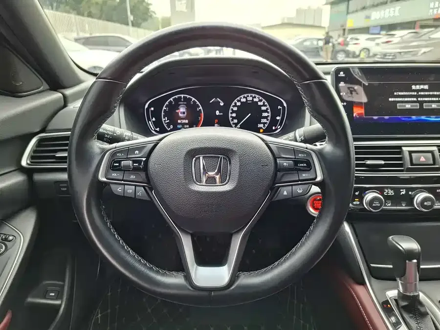 Honda Inspire Inship 2022 260TURBO Exquisite Edition 2023 — миниатюра 3
