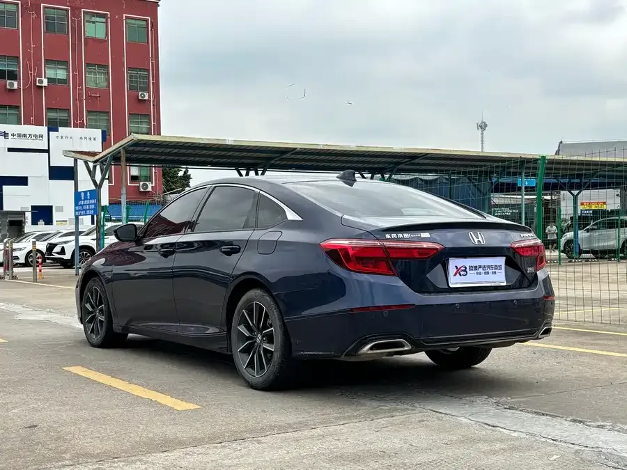 Honda Inspire Inship 2022 260TURBO Exquisite Edition 2022 — миниатюра 2