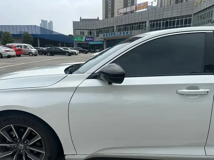 Honda Inspire Inship 2022 260TURBO Exquisite Edition 2023 — миниатюра 3