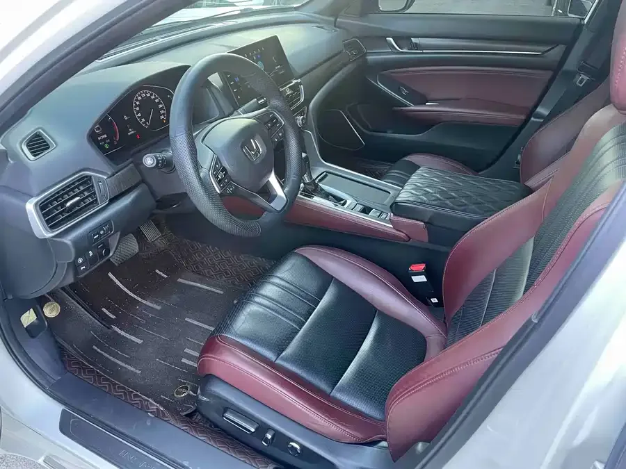Honda Inspire 2022 Insignia 260TURBO Fine Edition 2023 — миниатюра 2