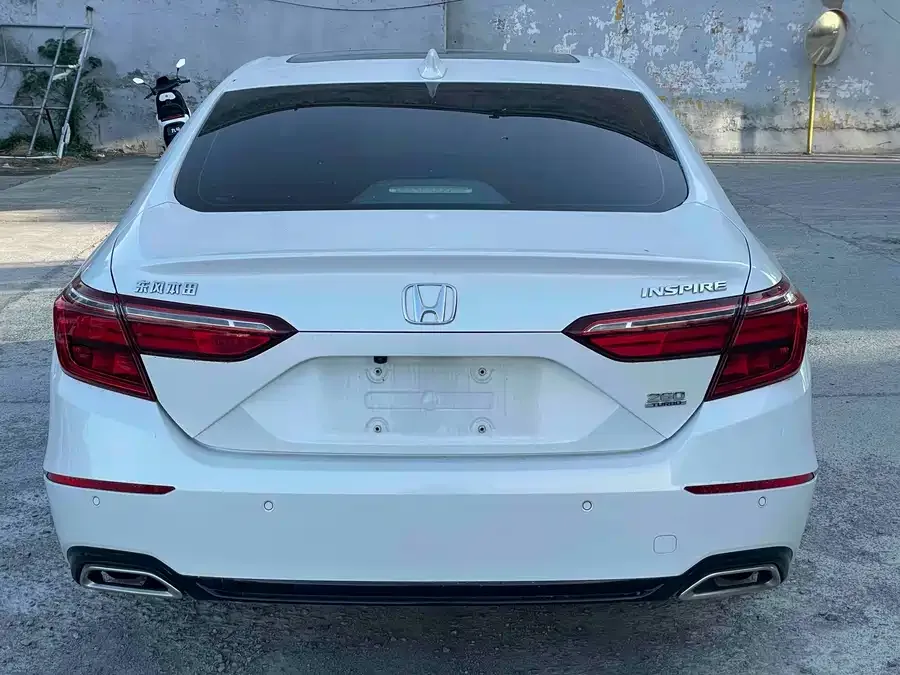 Honda Inspire 2022 Insignia 260TURBO Fine Edition 2023 — миниатюра 4