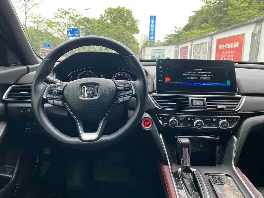 Honda Inspire 2022 Insignia 260TURBO Fine Edition 2022 — миниатюра 4