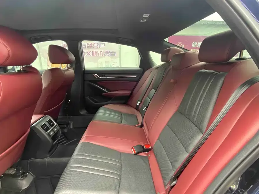 Honda Inspire 2022 Insignia 260TURBO Fine Edition 2022 — миниатюра 5