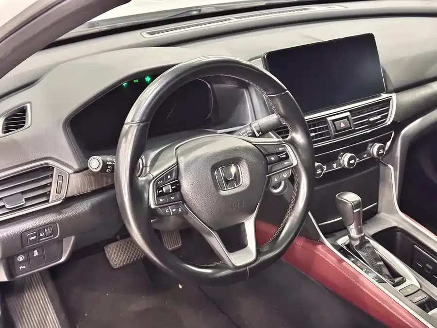 Honda Inspire 2022 Insignia 260TURBO Fine Edition 2023 — миниатюра 4
